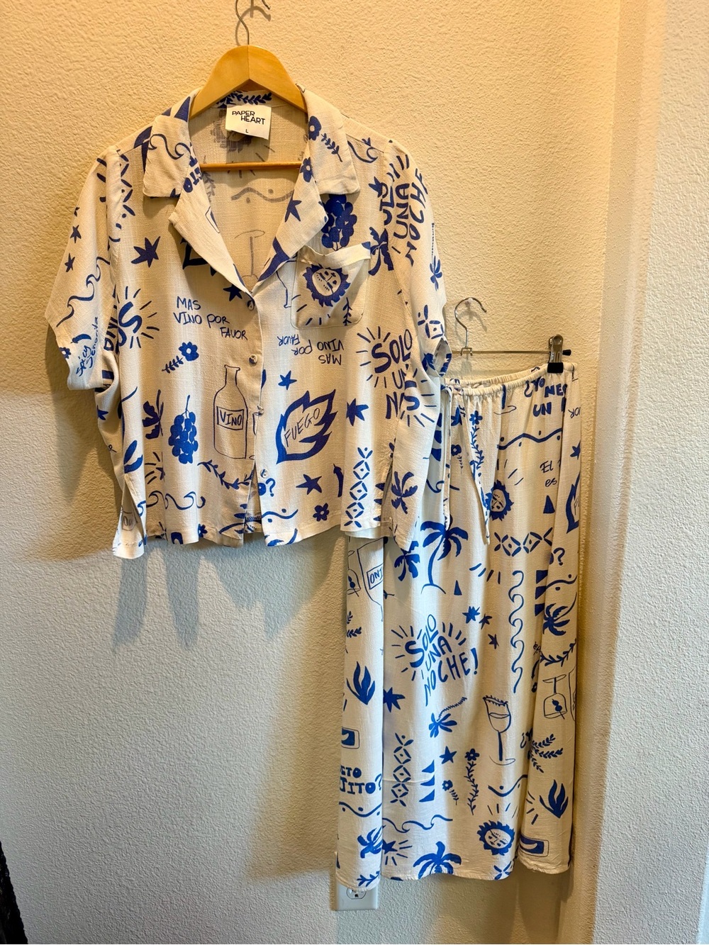 Paper Heart Resort Graphic Print Matching Set - Ivory & Blue Linen Blend L